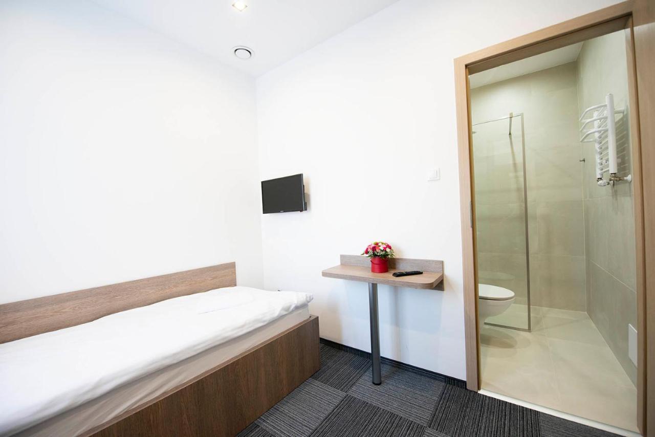 Hostel Sms Free Parking Bydgoszcz Exterior photo