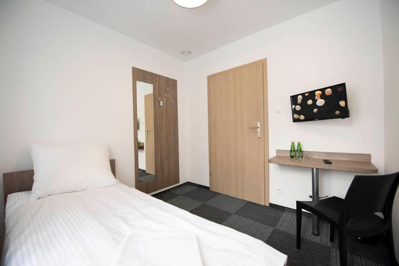 Hostel Sms Free Parking Bydgoszcz Exterior photo