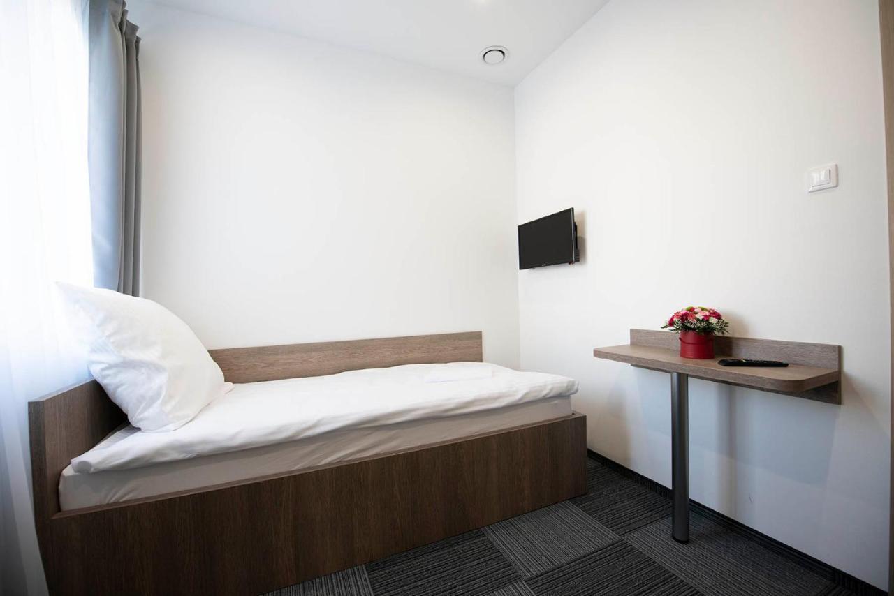 Hostel Sms Free Parking Bydgoszcz Exterior photo